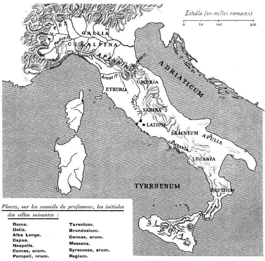 Carte de l'Italie geographique a completer.jpg